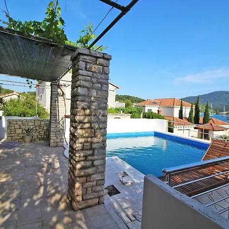 Gradina 1 - Private Pool Ferienhaus Vela Luka